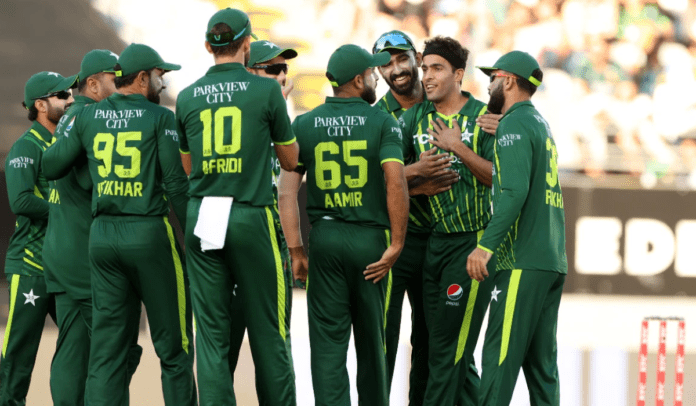 Pakistan Team fined in Champions trophy